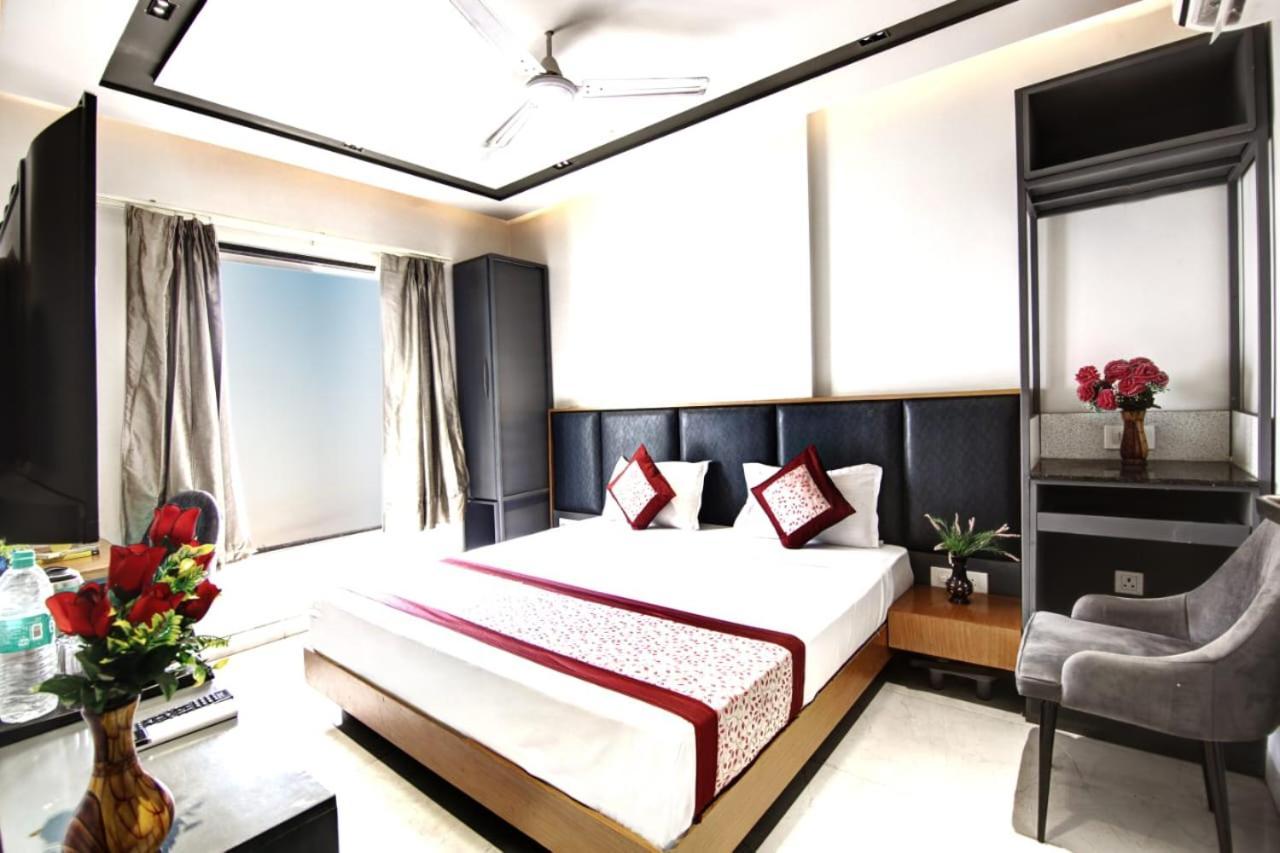 Hotel Almora Sky Near By Delhi International Airport With - Free Airport Pickup And Drop New Delhi Exteriör bild